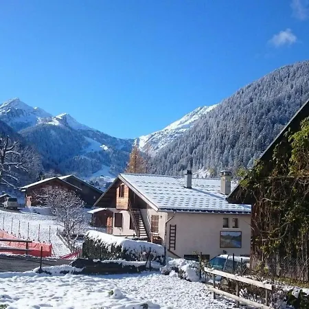 Lumineux 75m² Pour 4, Coeur Areches, Terrasse, 2 Chambres, Parking Prive, Proche - Fr-1-342-236