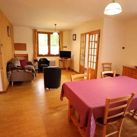 Lumineux 75m² Pour 4, Coeur Areches, Terrasse, 2 Chambres, Parking Prive, Proche - Fr-1-342-236 *
